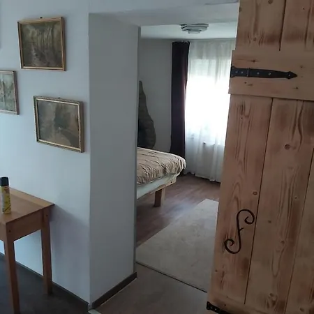Jozsa Tanya Apartment *